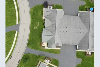 2112 Southview Dr, Harmony Boro, PA 16037 - Photo 6