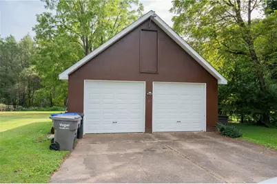 152 Oak Ridge Dr, Penn Township, PA 16002 - Photo 22