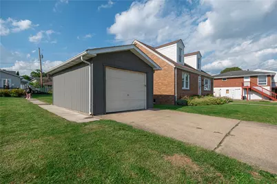 1810 Vanburen, Aliquippa, PA 15009 - Photo 34