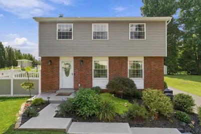 1514 Fernledge Dr, Pittsburgh, PA 15101 - Photo 1