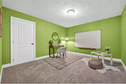 2001 Ashley Ct, Jeannette, PA 15644 - Photo 34