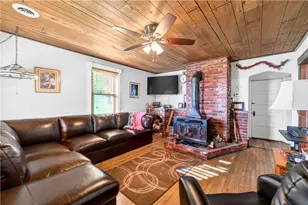 2774 Schwirian Dr, Elizabeth Twp/Boro, PA 15037 - Photo 8