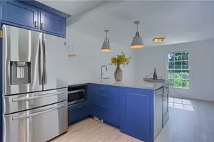 1225 Montclair Dr, Pittsburgh, PA 15241 - Photo 18