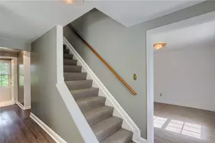 1225 Montclair Dr, Pittsburgh, PA 15241 - Photo 4