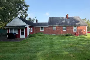 1439 Maple Dr, Hermitage, PA 16148 - Photo 4