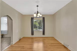 110 Hampton St, Wall Boro, PA 15148 - Photo 8