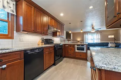 2301 Lambeth Drive, Pittsburgh, PA 15241 - Photo 2