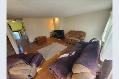 2635 Hunters Point Dr, Pittsburgh, PA 15090 - Photo 4