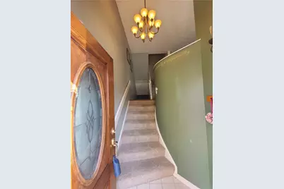 2635 Hunters Point Dr, Pittsburgh, PA 15090 - Photo 2
