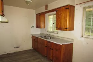 2115 Laketon Rd, Pittsburgh, PA 15221 - Photo 10
