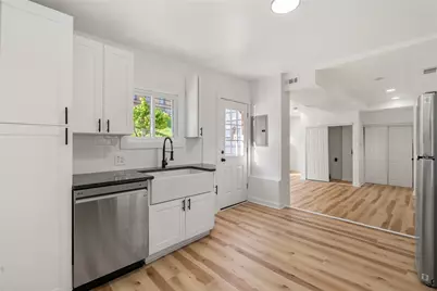 33 Pius St, Pittsburgh, PA 15203 - Photo 6