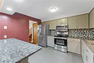 5162 Lantern Hill Dr, Pittsburgh, PA 15236 - Photo 10