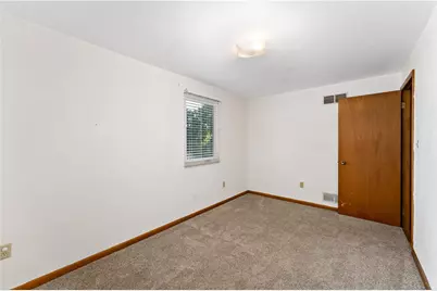 5162 Lantern Hill Dr, Pittsburgh, PA 15236 - Photo 20