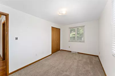 5162 Lantern Hill Dr, Pittsburgh, PA 15236 - Photo 18