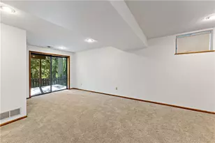 5162 Lantern Hill Dr, Pittsburgh, PA 15236 - Photo 26