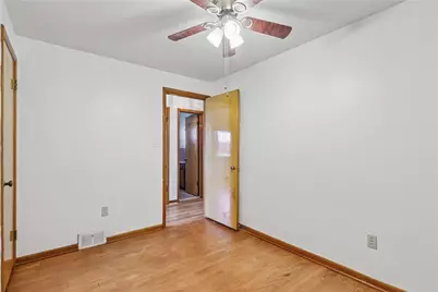 478 Balconade Dr, Pittsburgh, PA 15236 - Photo 46
