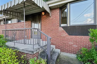 478 Balconade Dr, Pittsburgh, PA 15236 - Photo 8