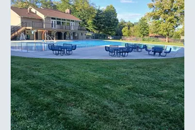 3105 Laurel Ridge Cir, Bridgeville, PA 15017 - Photo 20