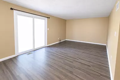 3105 Laurel Ridge Cir, Bridgeville, PA 15017 - Photo 6