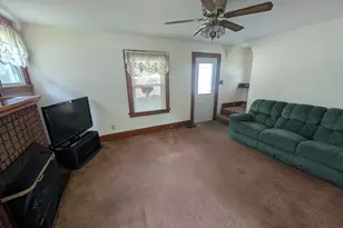 136 4th St, Monaca, PA 15061 - Photo 4