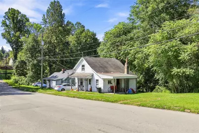 416 Snyder St, Connellsville, PA 15425 - Photo 2
