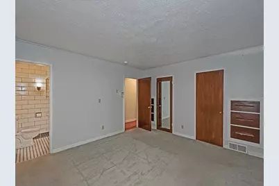 1018 Edgewood Road, New Kensington, PA 15068 - Photo 18