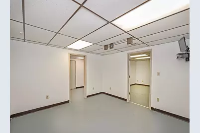 1018 Edgewood Road, New Kensington, PA 15068 - Photo 32