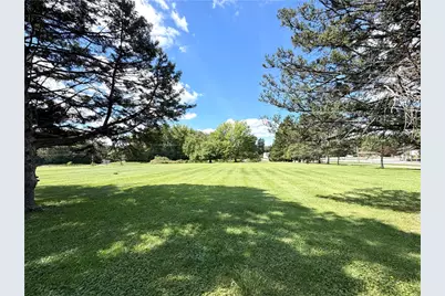 3406 Wilmington Rd, Neshannock Township, PA 16105 - Photo 4