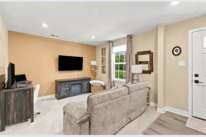 213 Chital Lane, Cranberry Township, PA 16066 - Photo 6