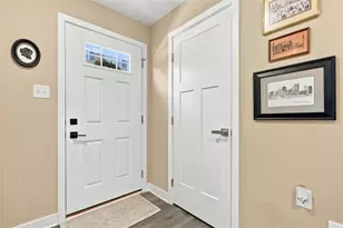 213 Chital Ln, Cranberry Township, PA 16066 - Photo 4