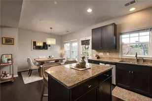 704 Broadmore Ln, Pine Township, PA 15090 - Photo 10