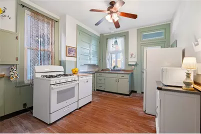 131 S Graham St, Friendship Park, PA 15206 - Photo 8