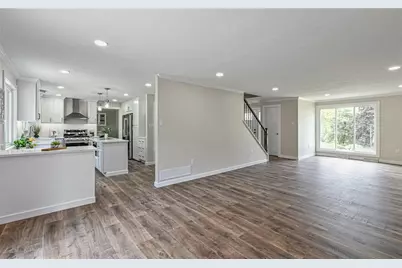 10022 Oakridge Dr, Pittsburgh, PA 15090 - Photo 10