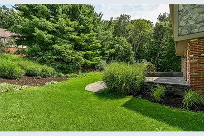 10022 Oakridge Dr, Pittsburgh, PA 15090 - Photo 30