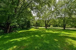 10022 Oakridge Dr, Pittsburgh, PA 15090 - Photo 34