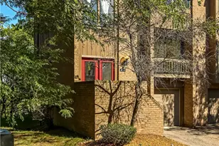 261 Elm Ct, Ross Twp, PA 15237 - Photo 2