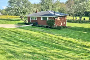 45 Lagonda Rd, South Franklin, PA 15301 - Photo 2