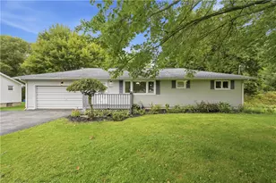 3825 Morefield Rd, Hermitage, PA 16148 - Photo 2
