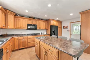 212 Edgewood Dr, Buffalo Township, PA 16055 - Photo 14