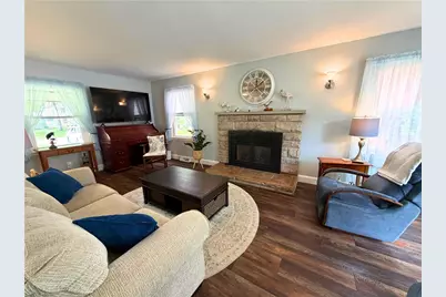 416 W Washington Blvd, Grove City Boro, PA 16127 - Photo 14