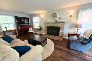 416 W Washington Blvd, Grove City Boro, PA 16127 - Photo 14