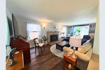 416 W Washington Blvd, Grove City Boro, PA 16127 - Photo 12