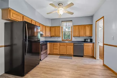 535 Locust St, Greensburg, PA 15601 - Photo 10