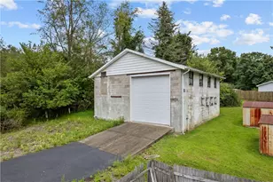 1277 Old William Penn Hwy, New Alexandria, PA 15670 - Photo 14
