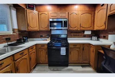 4927 Butler St, Pittsburgh, PA 15201 - Photo 10