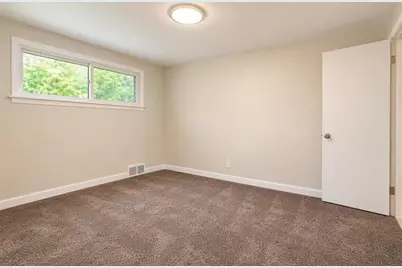 1997 Gregory Dr, Monroeville, PA 15146 - Photo 14