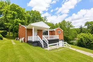 1997 Gregory Dr, Monroeville, PA 15146 - Photo 22