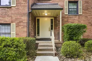 7409 Lighthouse Point, Pittsburgh, PA 15221 - Photo 2