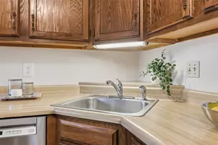 7409 Lighthouse Point, Pittsburgh, PA 15221 - Photo 16