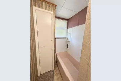 1113 Federal St, Farrell, PA 16121 - Photo 4